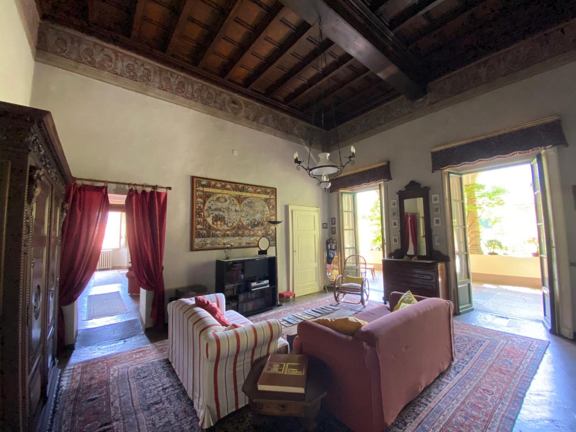 Palazzo Ronchelli Bed & Breakfast Brinzio Exterior photo