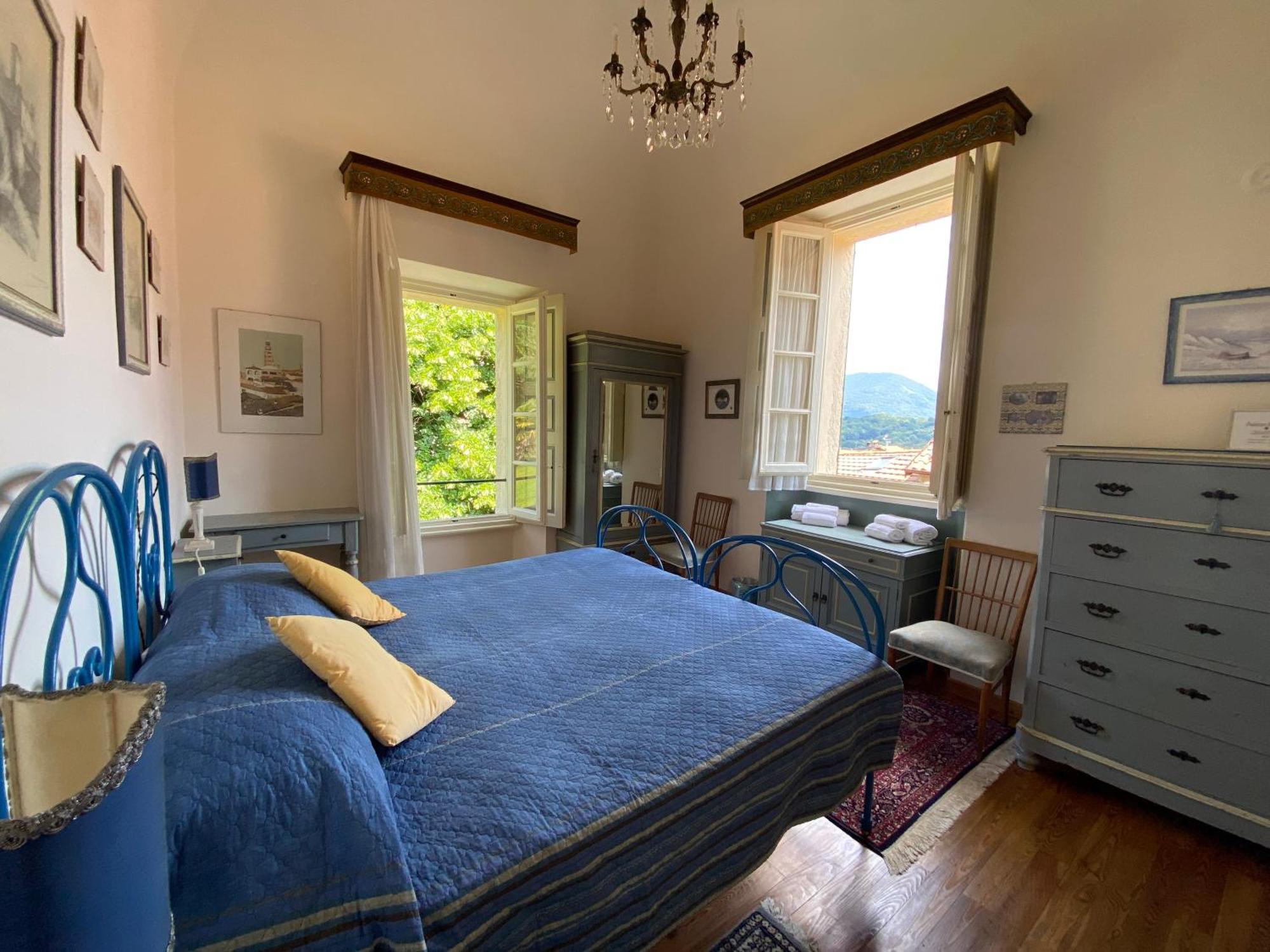 Palazzo Ronchelli Bed & Breakfast Brinzio Exterior photo